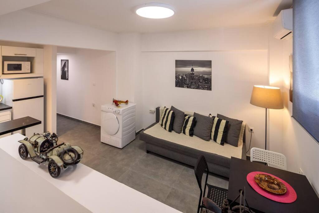 Hilton Area Brand New Comfortable Appartement Athènes